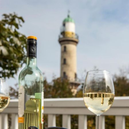 Hotel Am Leuchtturm Rostock Esterno foto